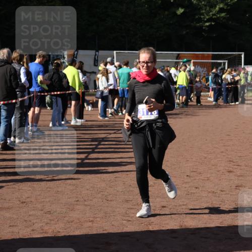 27.09.2026 - 35. Volkslauf durch das schöne Alstertal Strokosch-Dieckow http://msf.ph/oto/10584871 27.09.2026 11:33:51 Ziel 3178 meine-sportfotos.de