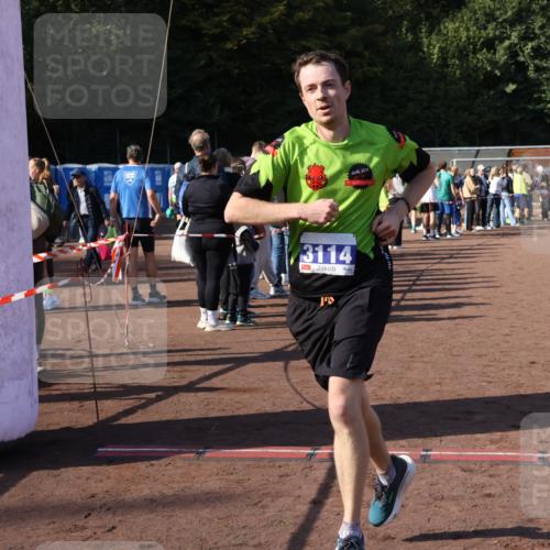 27.09.2026 - 35. Volkslauf durch das schöne Alstertal Strokosch-Dieckow http://msf.ph/oto/10584919 27.09.2026 11:33:25 Ziel 3114, 3226 meine-sportfotos.de