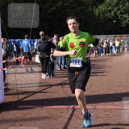 27.09.2026 - 35. Volkslauf durch das schöne Alstertal Strokosch-Dieckow http://msf.ph/oto/10584921 27.09.2026 11:33:25 Ziel 3114, 3226 meine-sportfotos.de