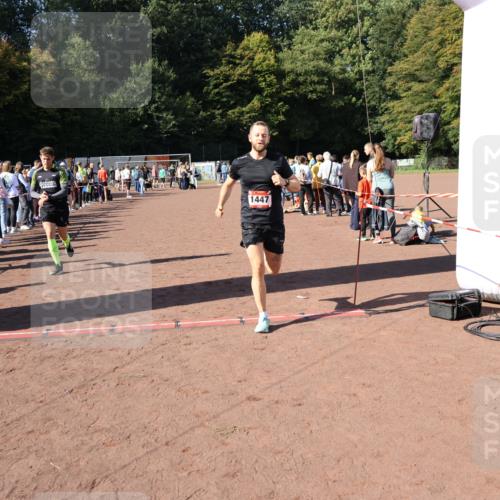 27.09.2026 - 35. Volkslauf durch das schöne Alstertal Strokosch-Dieckow http://msf.ph/oto/10585128 27.09.2026 11:48:03 Ziel 1447, 1494 meine-sportfotos.de