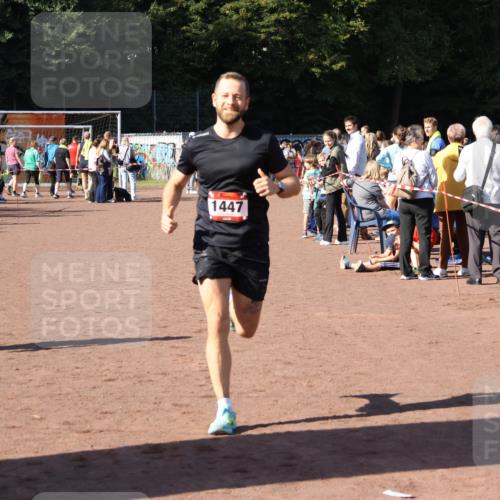 27.09.2026 - 35. Volkslauf durch das schöne Alstertal Strokosch-Dieckow http://msf.ph/oto/10585130 27.09.2026 11:48:02 Ziel 1447, 1494 meine-sportfotos.de
