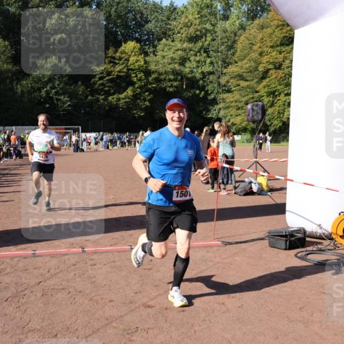 27.09.2026 - 35. Volkslauf durch das schöne Alstertal Strokosch-Dieckow http://msf.ph/oto/10585162 27.09.2026 11:47:51 Ziel 1479, 1501 meine-sportfotos.de