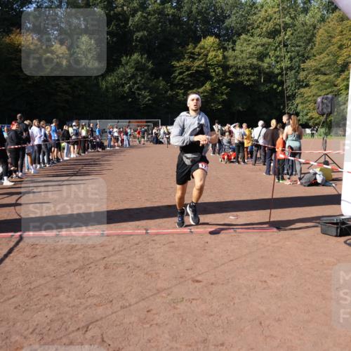 27.09.2026 - 35. Volkslauf durch das schöne Alstertal Strokosch-Dieckow http://msf.ph/oto/10585346 27.09.2026 11:47:00 Ziel 1010, 1734 meine-sportfotos.de