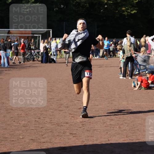 27.09.2026 - 35. Volkslauf durch das schöne Alstertal Strokosch-Dieckow http://msf.ph/oto/10585365 27.09.2026 11:46:58 Ziel 1734 meine-sportfotos.de