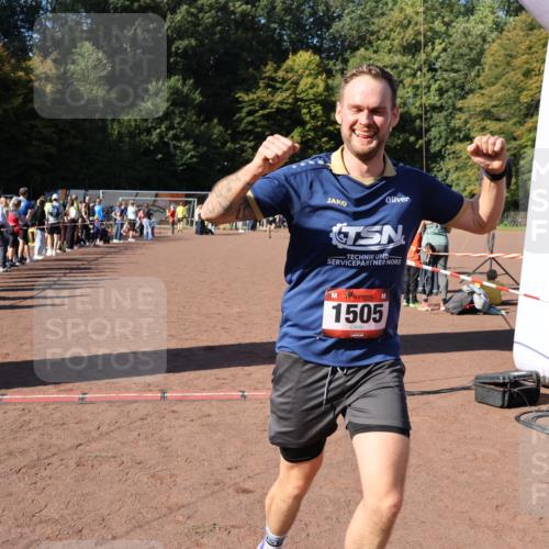 27.09.2026 - 35. Volkslauf durch das schöne Alstertal Strokosch-Dieckow http://msf.ph/oto/10585371 27.09.2026 11:46:53 Ziel 1505, 1734 meine-sportfotos.de