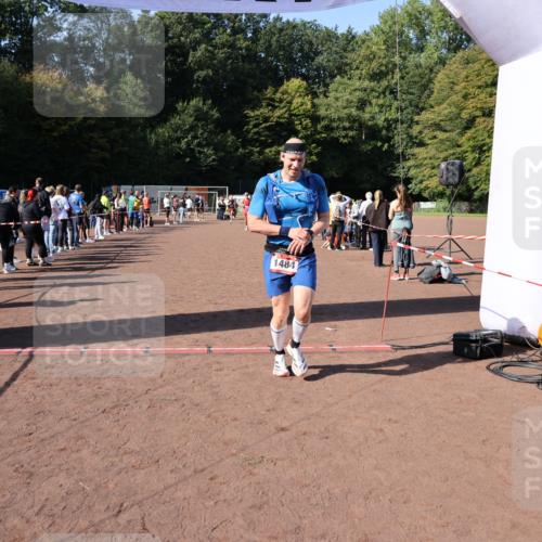 27.09.2026 - 35. Volkslauf durch das schöne Alstertal Strokosch-Dieckow http://msf.ph/oto/10585400 27.09.2026 11:49:10 Ziel 1484, 1503, 2982 meine-sportfotos.de