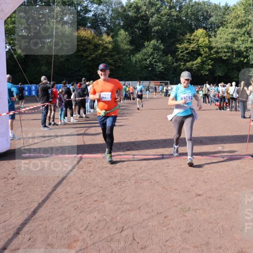 27.09.2026 - 35. Volkslauf durch das schöne Alstertal Strokosch-Dieckow http://msf.ph/oto/10585487 27.09.2026 11:48:59 Ziel 1462, 1466, 1482, 3362, 3998 meine-sportfotos.de