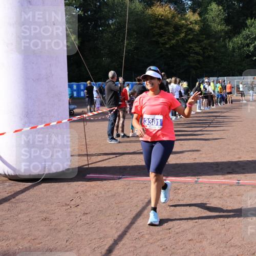 27.09.2026 - 35. Volkslauf durch das schöne Alstertal Strokosch-Dieckow http://msf.ph/oto/10585525 27.09.2026 11:48:47 Ziel 1483, 3301 meine-sportfotos.de