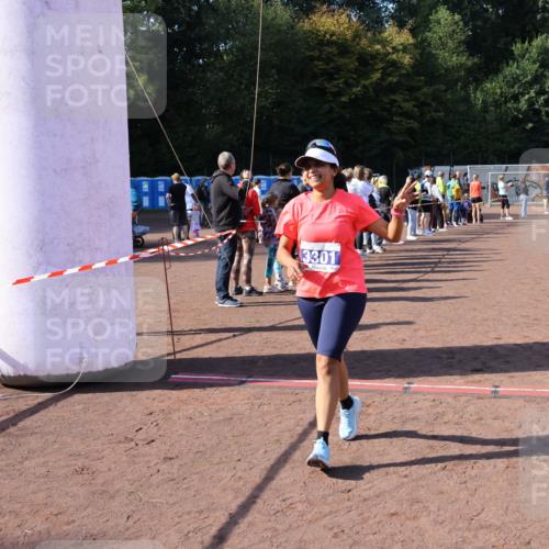 27.09.2026 - 35. Volkslauf durch das schöne Alstertal Strokosch-Dieckow http://msf.ph/oto/10585527 27.09.2026 11:48:47 Ziel 1483, 3301 meine-sportfotos.de
