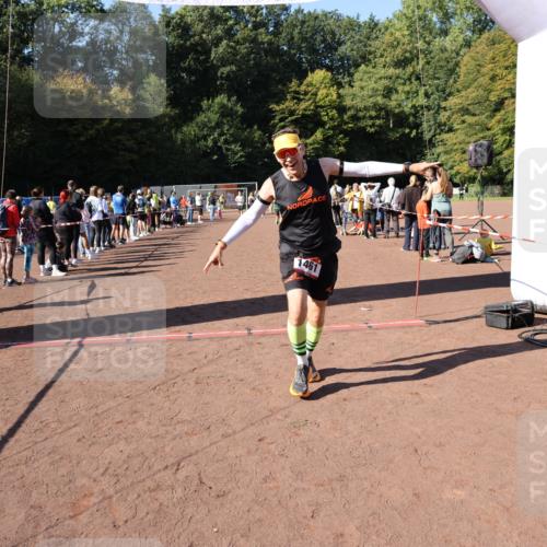 27.09.2026 - 35. Volkslauf durch das schöne Alstertal Strokosch-Dieckow http://msf.ph/oto/10585539 27.09.2026 11:46:21 Ziel 1461, 2395 meine-sportfotos.de