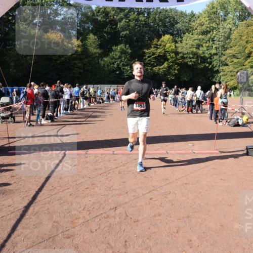27.09.2026 - 35. Volkslauf durch das schöne Alstertal Strokosch-Dieckow http://msf.ph/oto/10585587 27.09.2026 11:45:48 Ziel 1453, 2171, 2384 meine-sportfotos.de