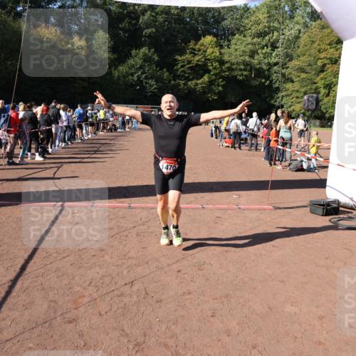 27.09.2026 - 35. Volkslauf durch das schöne Alstertal Strokosch-Dieckow http://msf.ph/oto/10585627 27.09.2026 11:45:17 Ziel 1470, 3066, 3076, 3137 meine-sportfotos.de