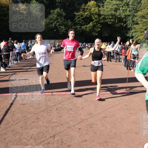 27.09.2026 - 35. Volkslauf durch das schöne Alstertal Strokosch-Dieckow http://msf.ph/oto/10585643 27.09.2026 11:45:14 Ziel 1442, 1470, 3066, 3076, 3124, 3137, 3283, 3284 meine-sportfotos.de