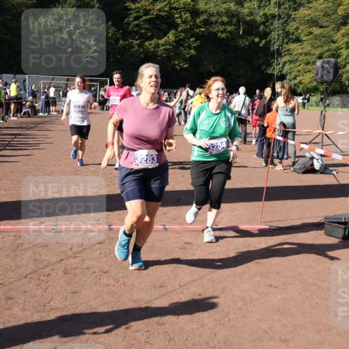 27.09.2026 - 35. Volkslauf durch das schöne Alstertal Strokosch-Dieckow http://msf.ph/oto/10585650 27.09.2026 11:45:13 Ziel 1442, 1451, 1470, 3045, 3066, 3076, 3124, 3137, 3283, 3284 meine-sportfotos.de