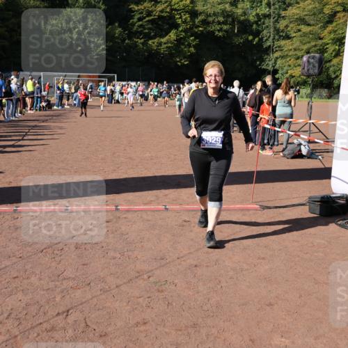 27.09.2026 - 35. Volkslauf durch das schöne Alstertal Strokosch-Dieckow http://msf.ph/oto/10585680 27.09.2026 11:45:00 Ziel 1481, 3029, 3357 meine-sportfotos.de