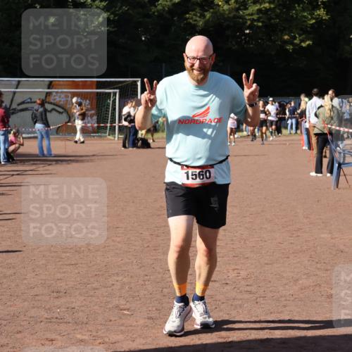 27.09.2026 - 35. Volkslauf durch das schöne Alstertal Strokosch-Dieckow http://msf.ph/oto/10585742 27.09.2026 11:56:15 Ziel 1019, 1560 meine-sportfotos.de