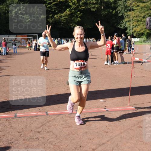 27.09.2026 - 35. Volkslauf durch das schöne Alstertal Strokosch-Dieckow http://msf.ph/oto/10585753 27.09.2026 11:56:13 Ziel 1019, 1560 meine-sportfotos.de