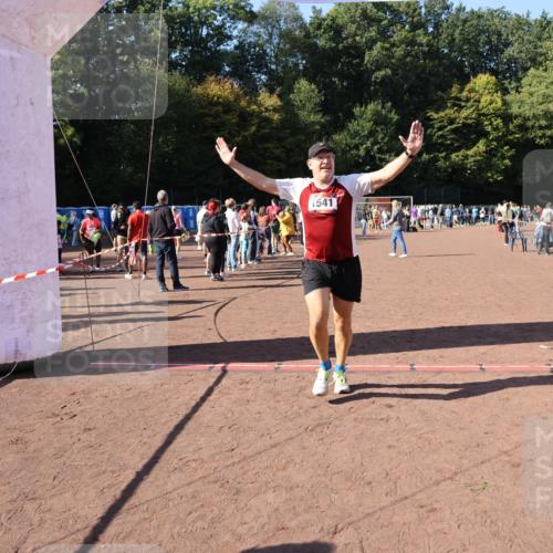 27.09.2026 - 35. Volkslauf durch das schöne Alstertal Strokosch-Dieckow http://msf.ph/oto/10586052 27.09.2026 11:53:52 Ziel 1541 meine-sportfotos.de