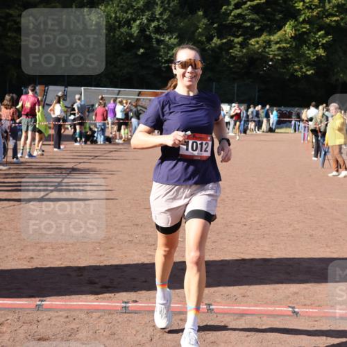27.09.2026 - 35. Volkslauf durch das schöne Alstertal Strokosch-Dieckow http://msf.ph/oto/10586060 27.09.2026 11:53:39 Ziel 1012, 1498 meine-sportfotos.de
