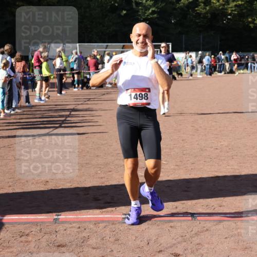 27.09.2026 - 35. Volkslauf durch das schöne Alstertal Strokosch-Dieckow http://msf.ph/oto/10586087 27.09.2026 11:53:35 Ziel 1012, 1498 meine-sportfotos.de