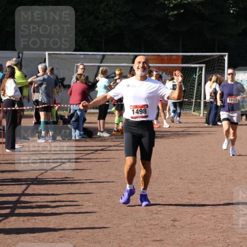 27.09.2026 - 35. Volkslauf durch das schöne Alstertal Strokosch-Dieckow http://msf.ph/oto/10586101 27.09.2026 11:53:32 Ziel 1012, 1498 meine-sportfotos.de