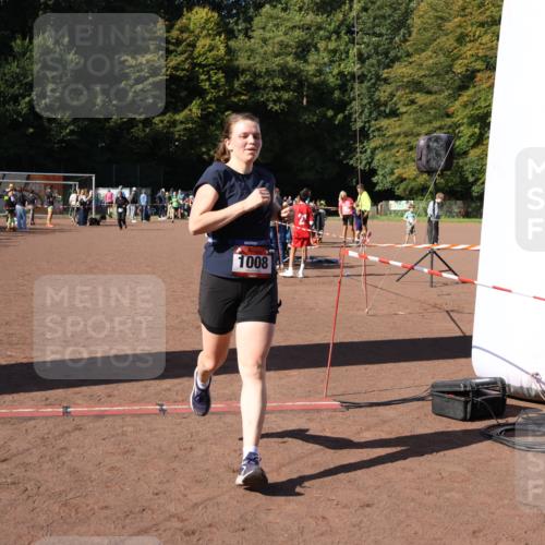 27.09.2026 - 35. Volkslauf durch das schöne Alstertal Strokosch-Dieckow http://msf.ph/oto/10586200 27.09.2026 11:52:28 Ziel 1008 meine-sportfotos.de