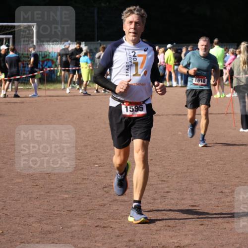27.09.2026 - 35. Volkslauf durch das schöne Alstertal Strokosch-Dieckow http://msf.ph/oto/10586261 27.09.2026 12:11:49 Ziel 1595, 1618 meine-sportfotos.de