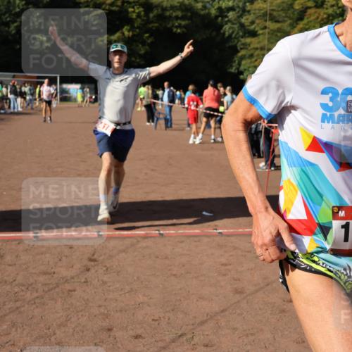 27.09.2026 - 35. Volkslauf durch das schöne Alstertal Strokosch-Dieckow http://msf.ph/oto/10586432 27.09.2026 12:10:22 Ziel 1077, 1568, 1607, 1754, 2418, 2420 meine-sportfotos.de