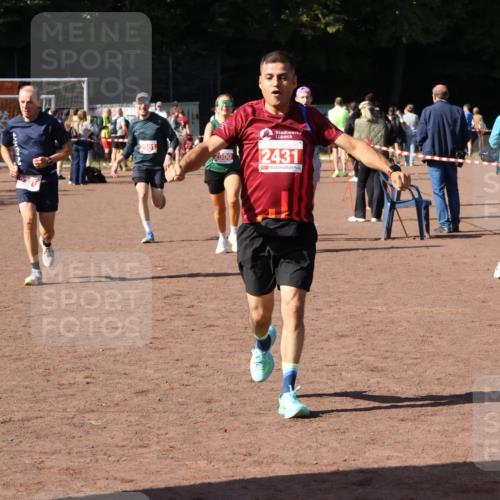27.09.2026 - 35. Volkslauf durch das schöne Alstertal Strokosch-Dieckow http://msf.ph/oto/10586501 27.09.2026 12:10:00 Ziel 2367, 2376, 2431, 2500, 2501 meine-sportfotos.de