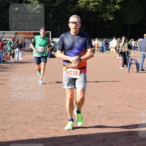 27.09.2026 - 35. Volkslauf durch das schöne Alstertal Strokosch-Dieckow http://msf.ph/oto/10586526 27.09.2026 12:09:42 Ziel 2294, 2417, 2969 meine-sportfotos.de