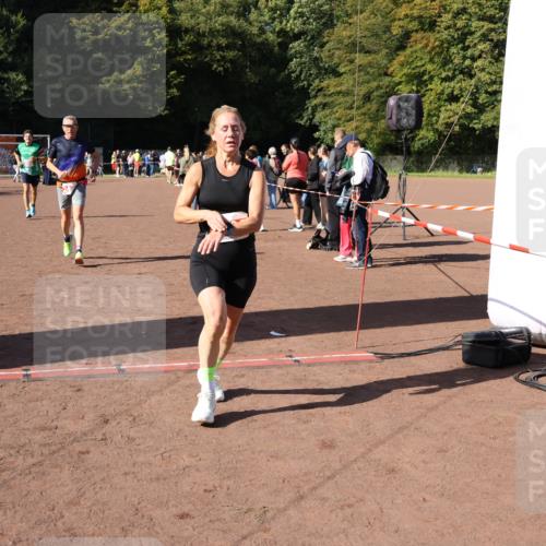 27.09.2026 - 35. Volkslauf durch das schöne Alstertal Strokosch-Dieckow http://msf.ph/oto/10586530 27.09.2026 12:09:41 Ziel 2294, 2417, 2969 meine-sportfotos.de