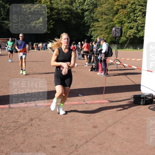 27.09.2026 - 35. Volkslauf durch das schöne Alstertal Strokosch-Dieckow http://msf.ph/oto/10586531 27.09.2026 12:09:41 Ziel 2294, 2417, 2969 meine-sportfotos.de