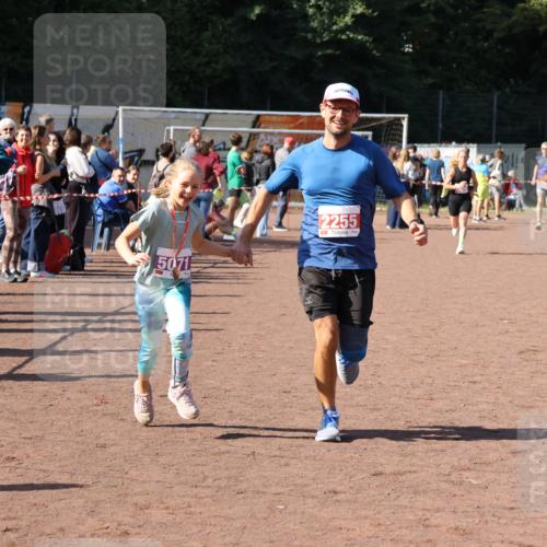 27.09.2026 - 35. Volkslauf durch das schöne Alstertal Strokosch-Dieckow http://msf.ph/oto/10586557 27.09.2026 12:09:32 Ziel 2255, 2294 meine-sportfotos.de