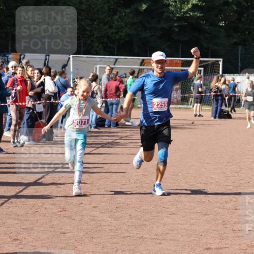 27.09.2026 - 35. Volkslauf durch das schöne Alstertal Strokosch-Dieckow http://msf.ph/oto/10586559 27.09.2026 12:09:31 Ziel 2255 meine-sportfotos.de