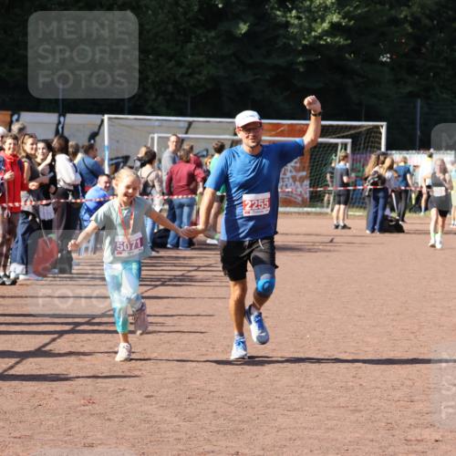 27.09.2026 - 35. Volkslauf durch das schöne Alstertal Strokosch-Dieckow http://msf.ph/oto/10586562 27.09.2026 12:09:30 Ziel 2255 meine-sportfotos.de