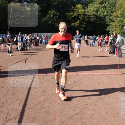 27.09.2026 - 35. Volkslauf durch das schöne Alstertal Strokosch-Dieckow http://msf.ph/oto/10586573 27.09.2026 12:09:21 Ziel 2317, 2425 meine-sportfotos.de