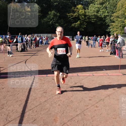 27.09.2026 - 35. Volkslauf durch das schöne Alstertal Strokosch-Dieckow http://msf.ph/oto/10586575 27.09.2026 12:09:21 Ziel 2317, 2425 meine-sportfotos.de