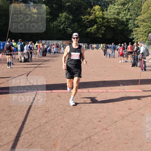 27.09.2026 - 35. Volkslauf durch das schöne Alstertal Strokosch-Dieckow http://msf.ph/oto/10586584 27.09.2026 12:09:01 Ziel 1062, 2056 meine-sportfotos.de