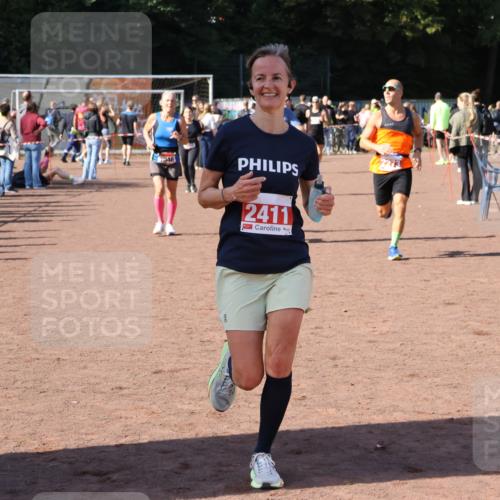 27.09.2026 - 35. Volkslauf durch das schöne Alstertal Strokosch-Dieckow http://msf.ph/oto/10586615 27.09.2026 12:08:51 Ziel 1046, 1062, 1569, 2014, 2273, 2409, 2411, 2442 meine-sportfotos.de
