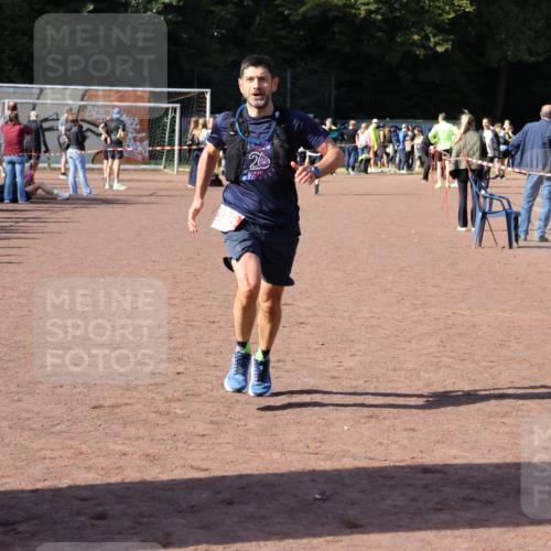 27.09.2026 - 35. Volkslauf durch das schöne Alstertal Strokosch-Dieckow http://msf.ph/oto/10586652 27.09.2026 12:08:14 Ziel 2336 meine-sportfotos.de