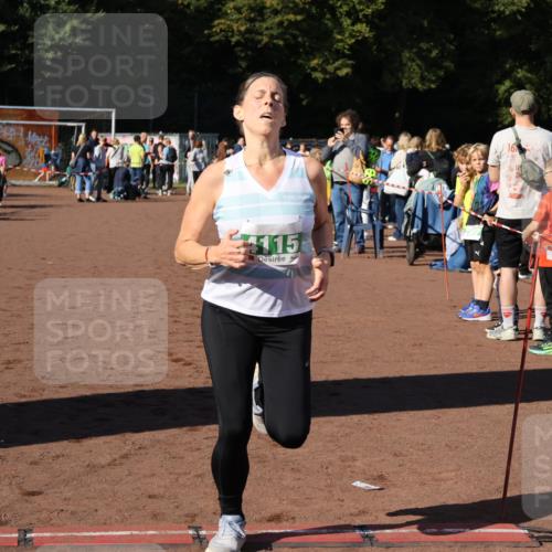 27.09.2026 - 35. Volkslauf durch das schöne Alstertal Strokosch-Dieckow http://msf.ph/oto/10586739 27.09.2026 11:01:02 Ziel 4042, 4115 meine-sportfotos.de