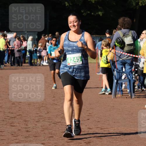27.09.2026 - 35. Volkslauf durch das schöne Alstertal Strokosch-Dieckow http://msf.ph/oto/10586883 27.09.2026 10:58:34 Ziel 4014, 4245 meine-sportfotos.de