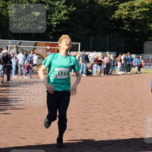 27.09.2026 - 35. Volkslauf durch das schöne Alstertal Strokosch-Dieckow http://msf.ph/oto/10586966 27.09.2026 10:57:12 Ziel 4059, 4177 meine-sportfotos.de