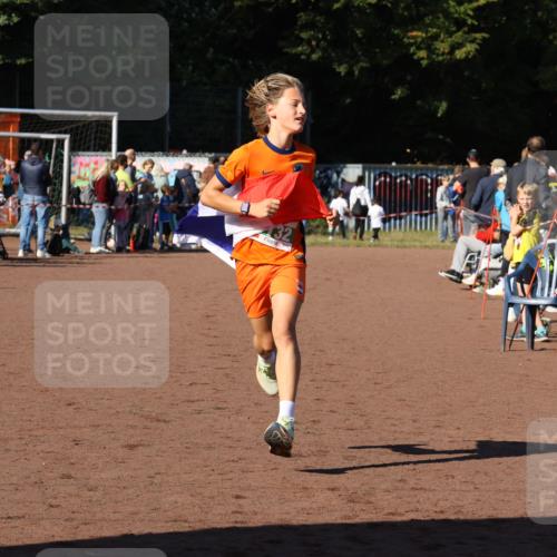 27.09.2026 - 35. Volkslauf durch das schöne Alstertal Strokosch-Dieckow http://msf.ph/oto/10587246 27.09.2026 10:51:38 Ziel 4132 meine-sportfotos.de