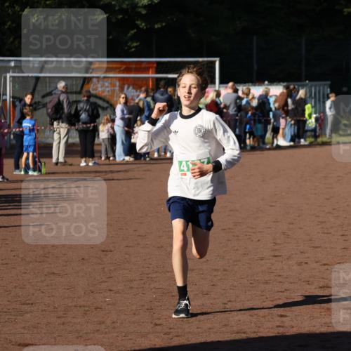 27.09.2026 - 35. Volkslauf durch das schöne Alstertal Strokosch-Dieckow http://msf.ph/oto/10587284 27.09.2026 10:50:10 Ziel 4127 meine-sportfotos.de