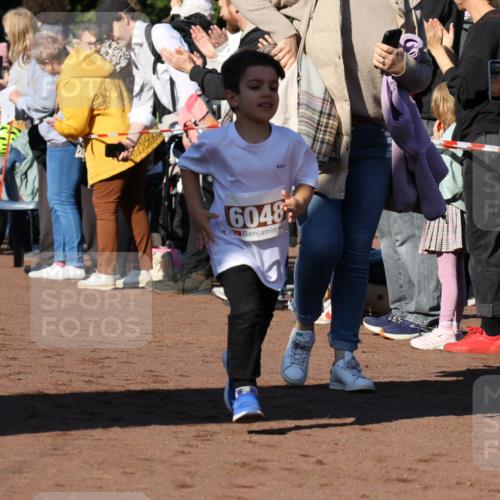 27.09.2026 - 35. Volkslauf durch das schöne Alstertal Strokosch-Dieckow http://msf.ph/oto/10587402 27.09.2026 10:43:02 Ziel 6048 meine-sportfotos.de