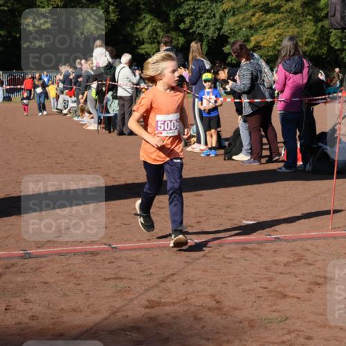 27.09.2026 - 35. Volkslauf durch das schöne Alstertal Strokosch-Dieckow http://msf.ph/oto/10587576 27.09.2026 10:45:11 Ziel 5006, 5006 meine-sportfotos.de
