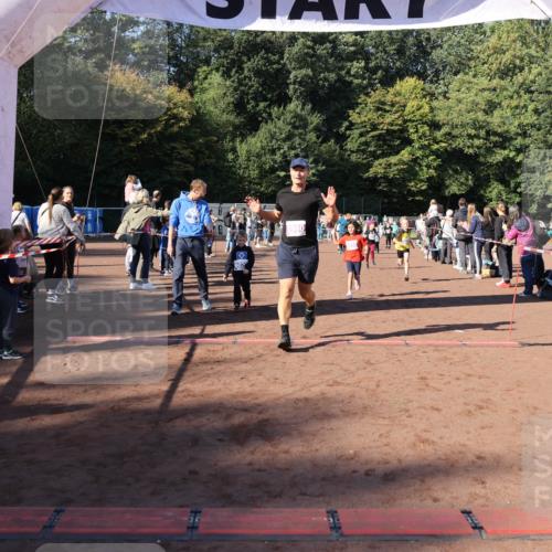 27.09.2026 - 35. Volkslauf durch das schöne Alstertal Strokosch-Dieckow http://msf.ph/oto/10587634 27.09.2026 10:46:08 Ziel 20, 5980, 5019, 5022, 5038, 5039, 5045, 5074, 5980 meine-sportfotos.de