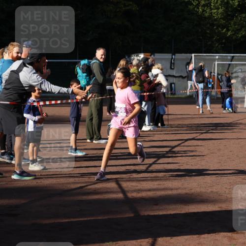 27.09.2026 - 35. Volkslauf durch das schöne Alstertal Strokosch-Dieckow http://msf.ph/oto/10587811 27.09.2026 10:48:57 Ziel 056, 5056 meine-sportfotos.de