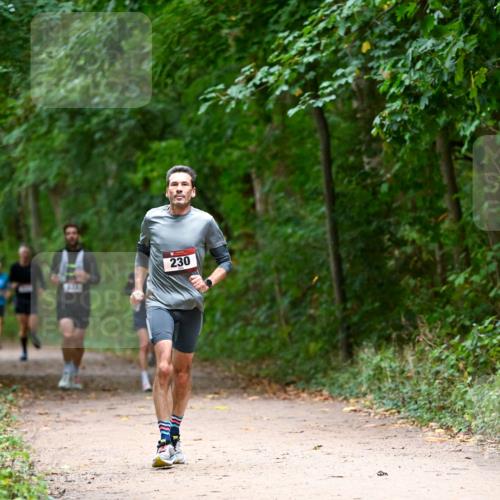 11.10.2026 - Bramfelder Halbmarathon 2026 Dr. Thomas Lammeyer http://msf.ph/oto/10815807 11.10.2026 09:50:01 Laufen 230 meine-sportfotos.de